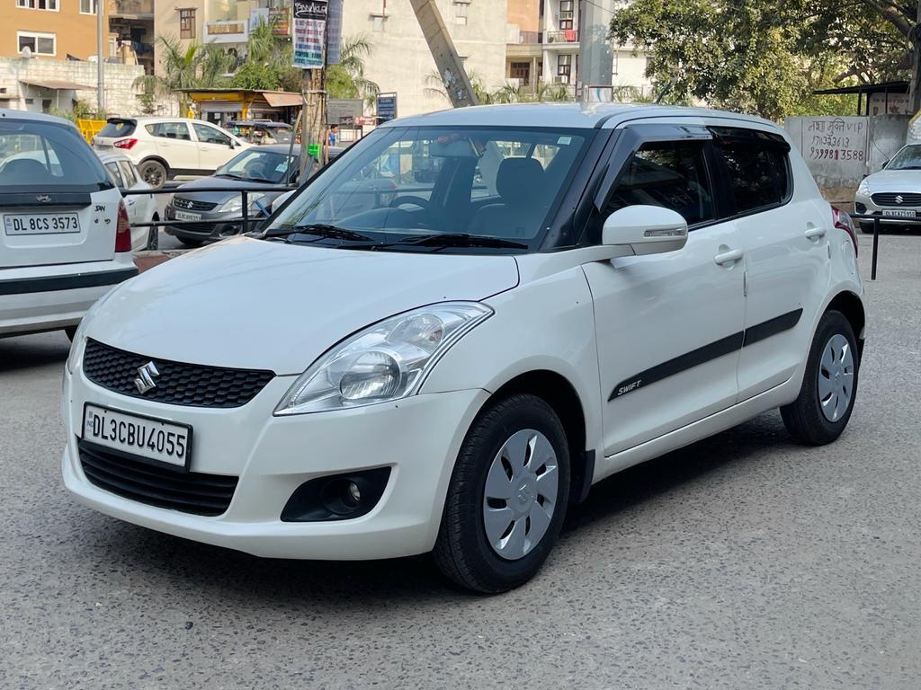 💯Maruti swift vxi 2012