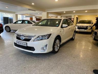 Toyota Camry Hybrid