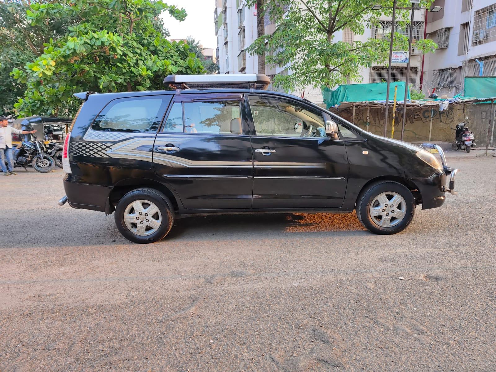 Sold TOYOTA INNOVA V MODEL