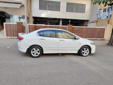 Sold HONDA CITY 1.5 V MT