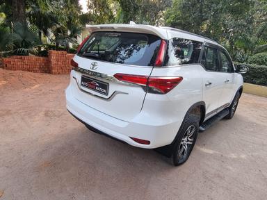 2018 TOYOTA FORTUNER