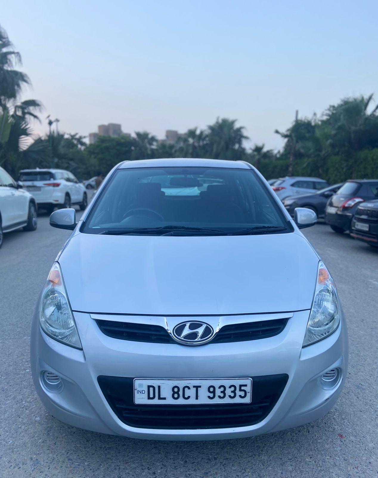 2011 Hyundai i20 Sportz CNG On Paper Single Owner