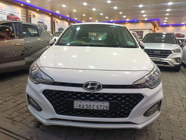 elite i20 sports petrol model 2019