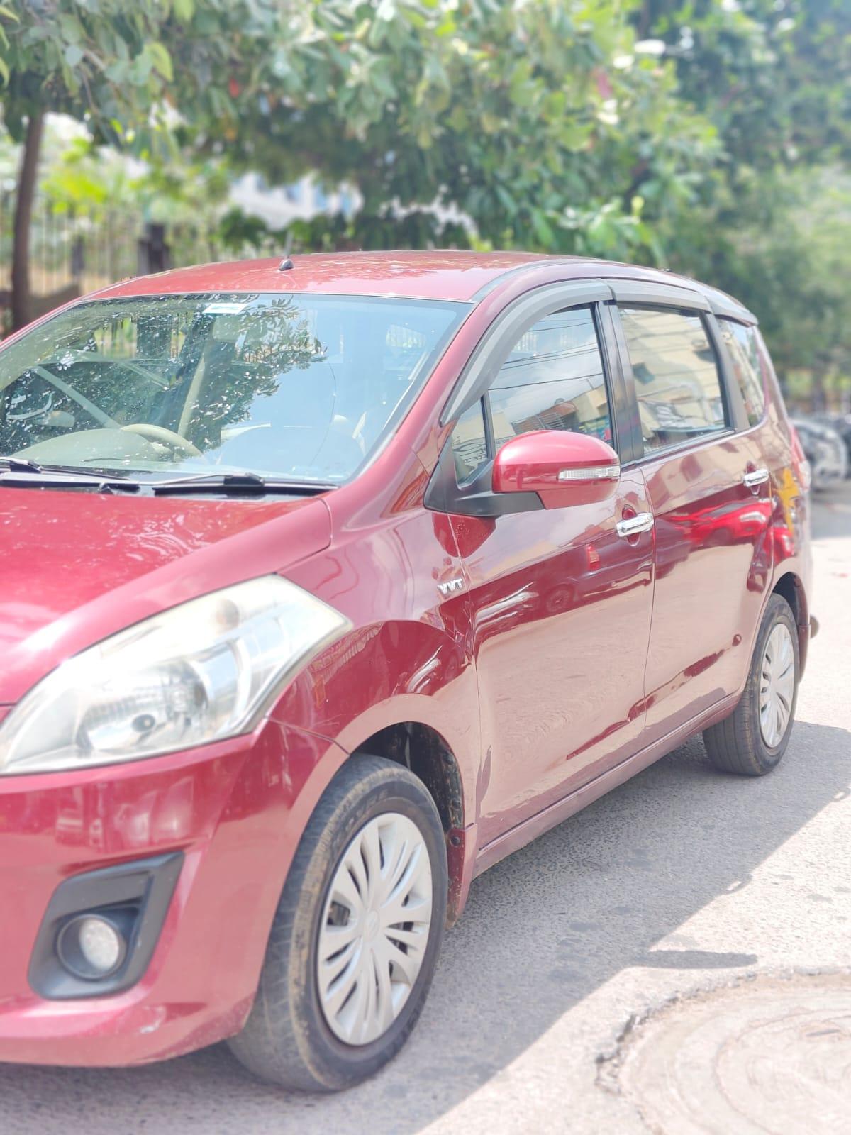 MARUTI Suzuki ertiga vxi