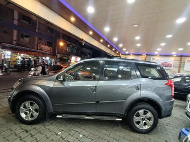 mahindra xuv500 w8 model 2014