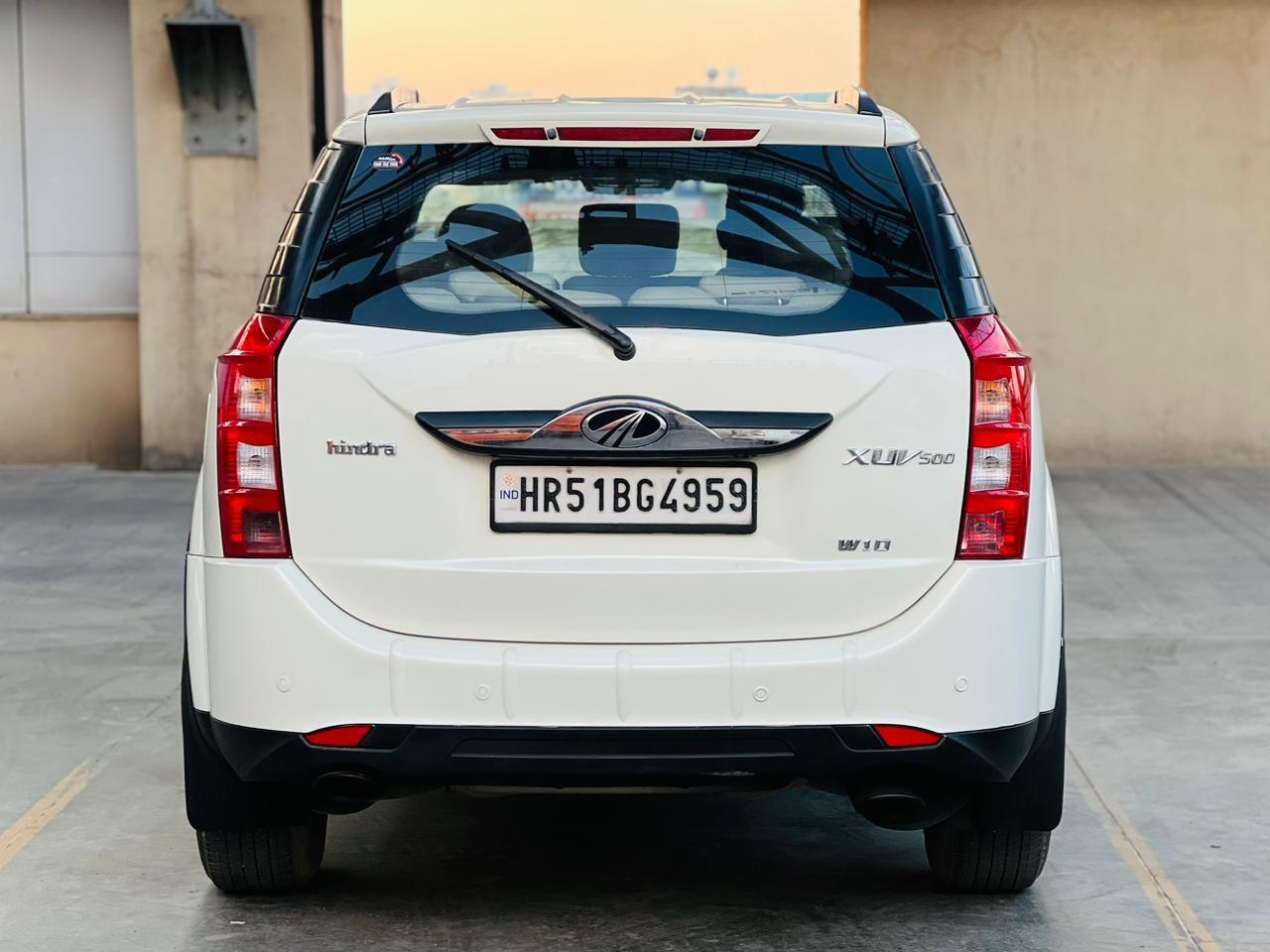 Mahindra Xuv 500 W10 2015 Automatic Diesel