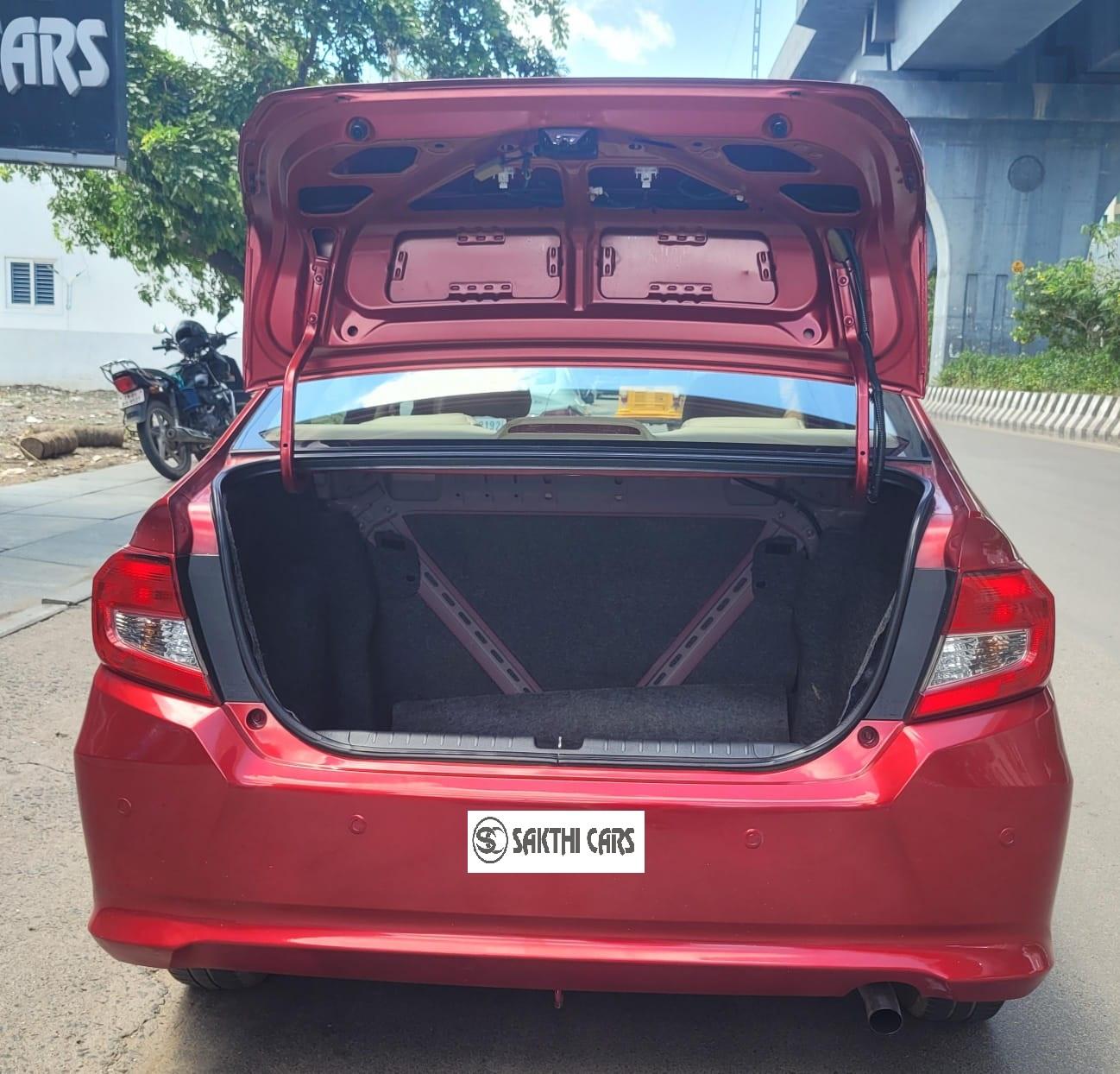 HONDA AMAZE VX MT