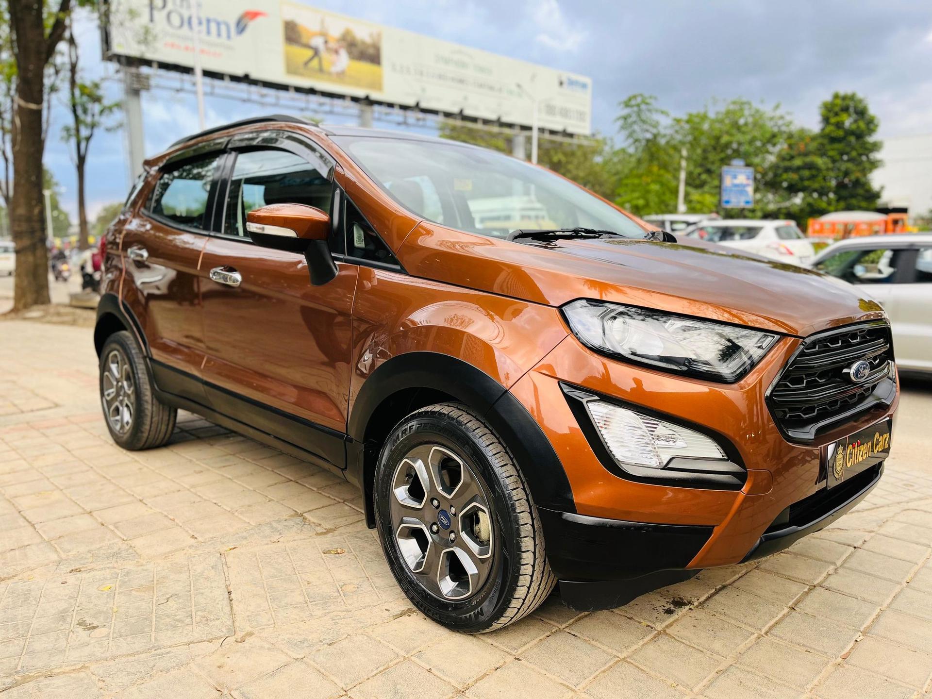 *FORD ECOSPORT TITANIUM PLUS MANUAL PETROL*