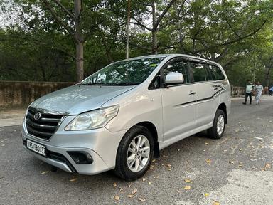 Toyota Innova 2.5G 2014 Diesel Manual DL