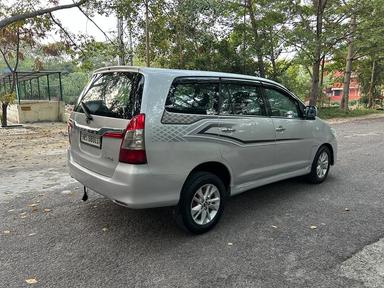 Toyota Innova 2.5G 2014 Diesel Manual DL