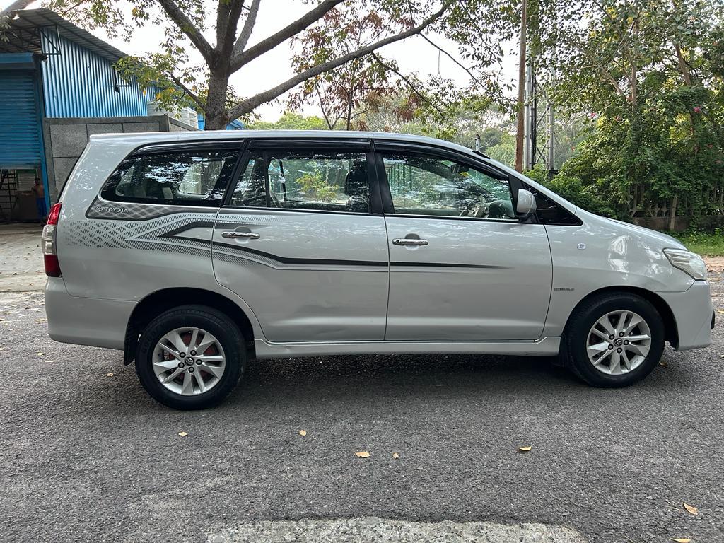 Toyota Innova 2.5G 2014 Diesel Manual DL