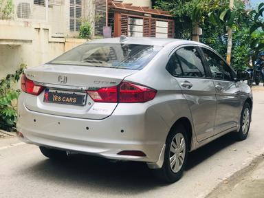 HONDA CITY 1.5 SV MT