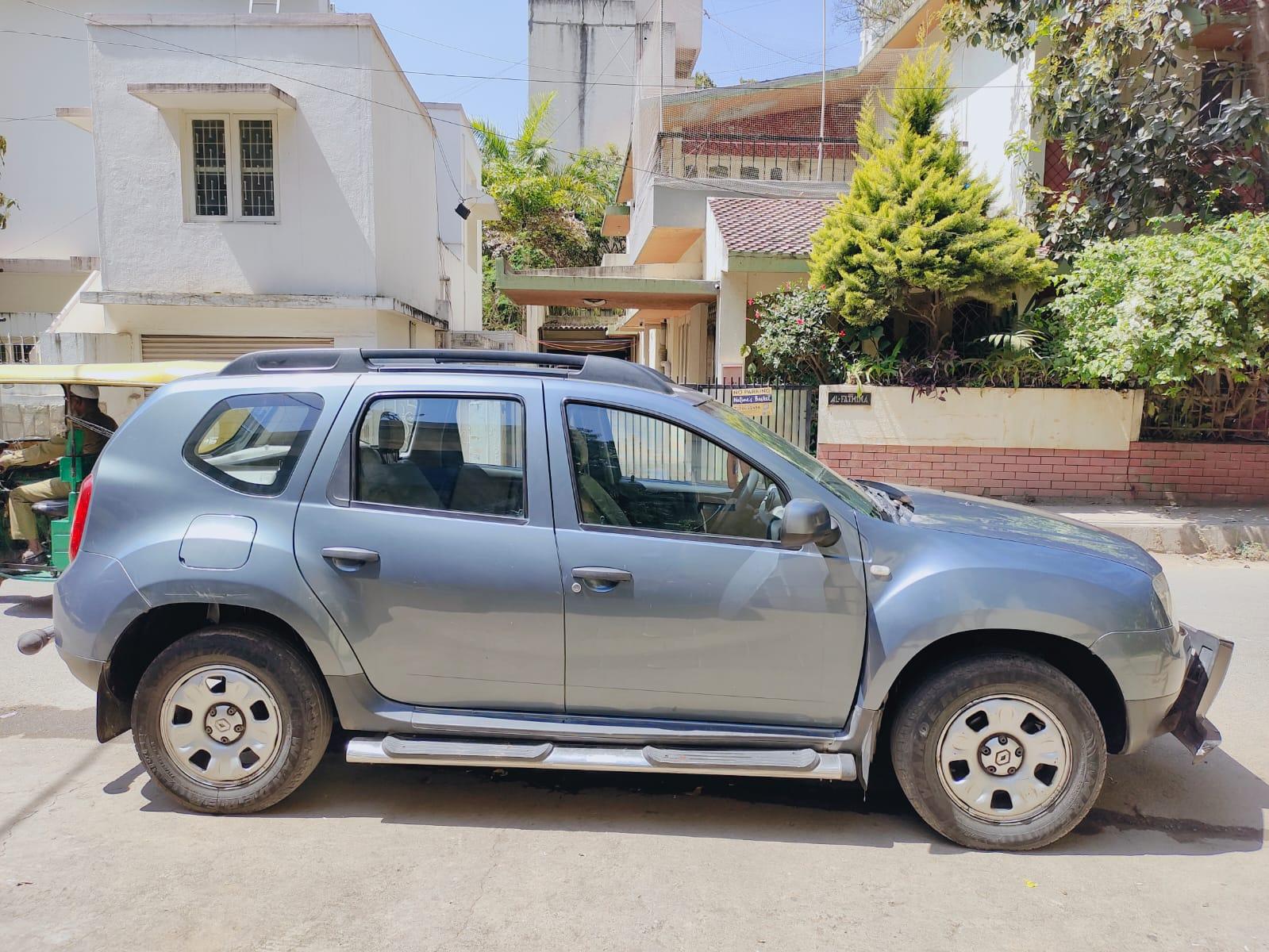 Renault Duster RXL Petrol 85ps