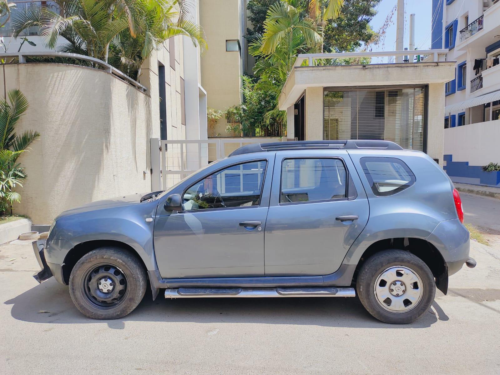 Renault Duster RXL Petrol 85ps