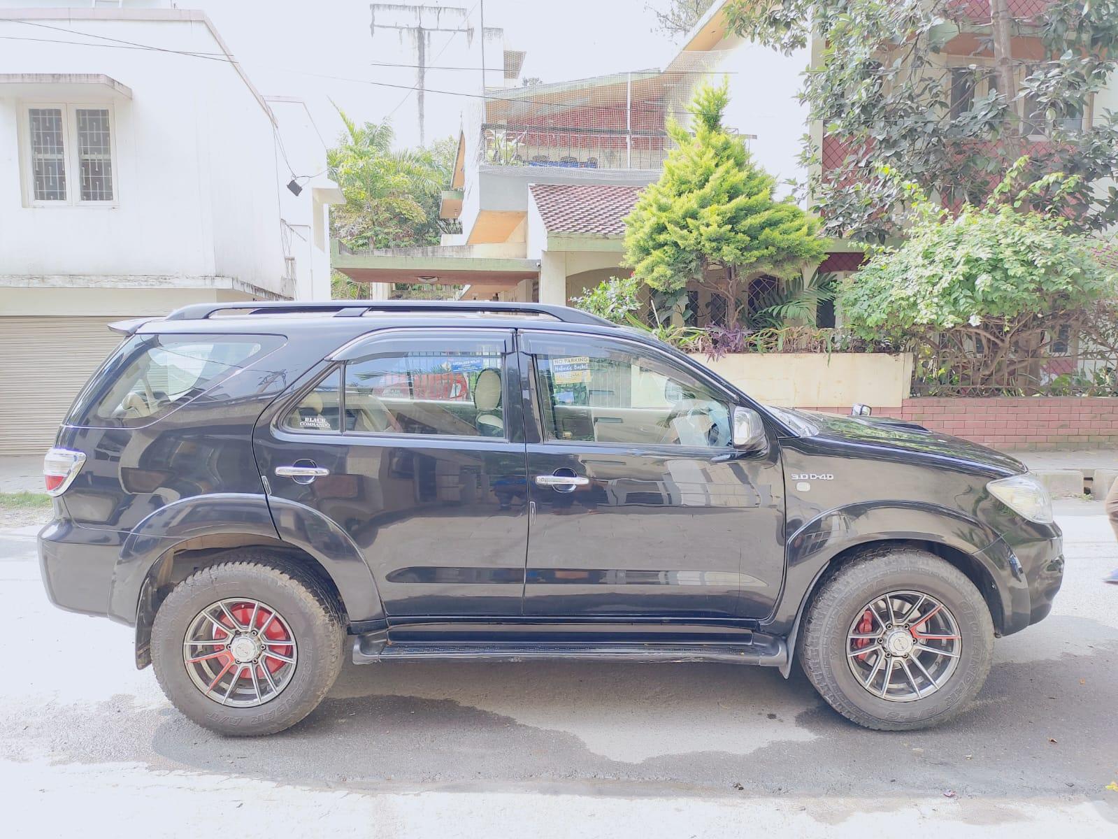 Toyota Fortuner 3.0 4×4 MT