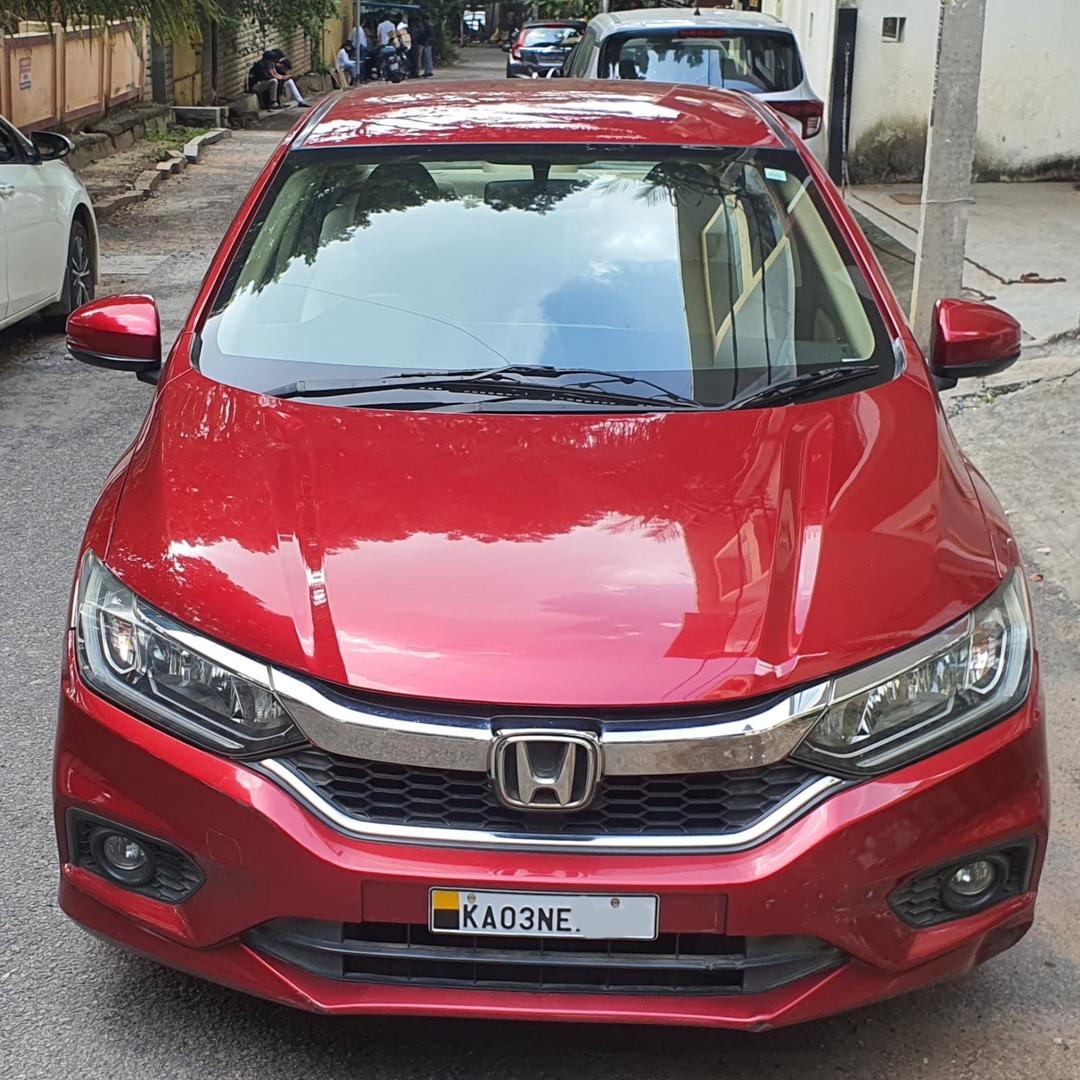 Honda City V-MT