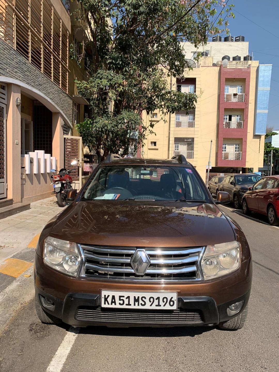 Renault Duster RXL Showroom Maintained