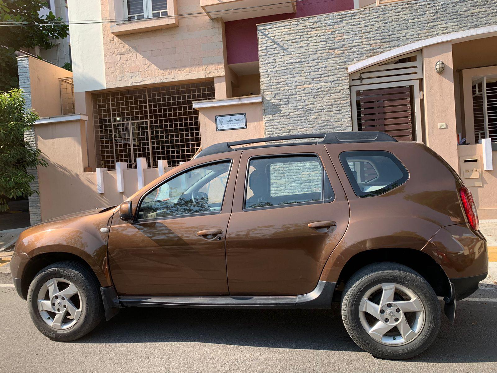 Renault Duster RXL Showroom Maintained