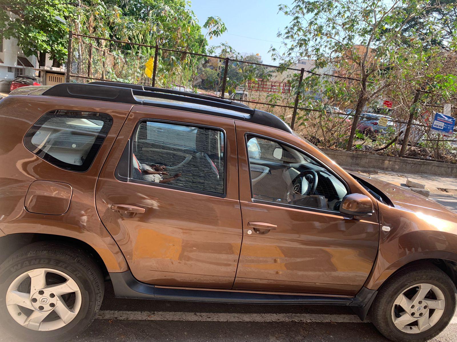 Renault Duster RXL Showroom Maintained