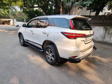 2022 TOYOTA FORTUNER