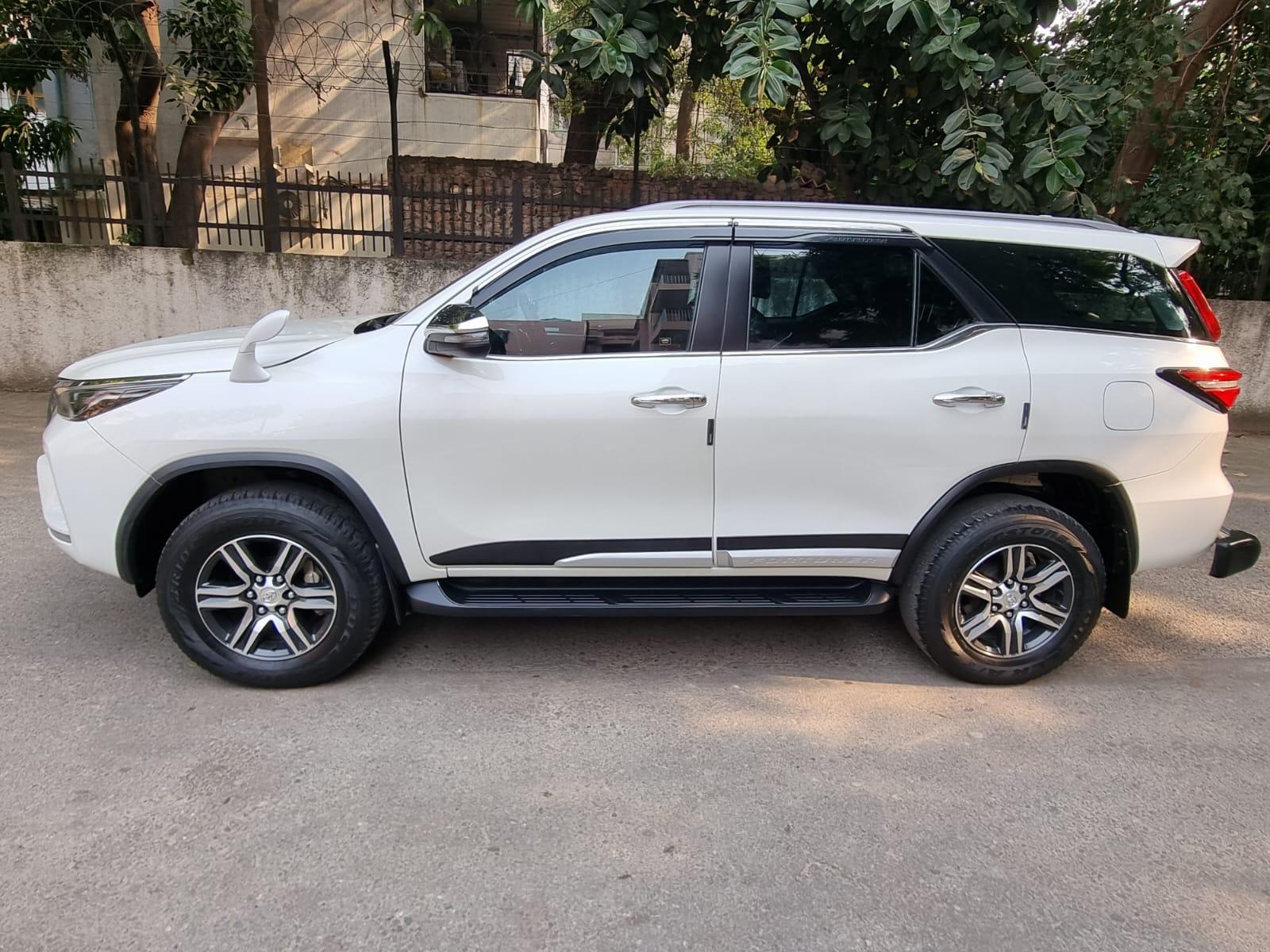 2022 TOYOTA FORTUNER