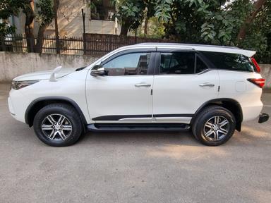 2022 TOYOTA FORTUNER