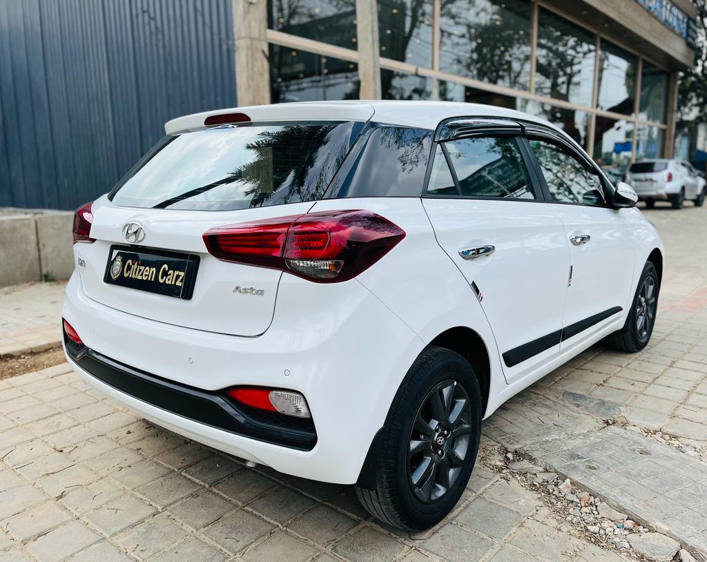 *HYUNDAI I20 ASTA CRDI MANUAL DIESEL*