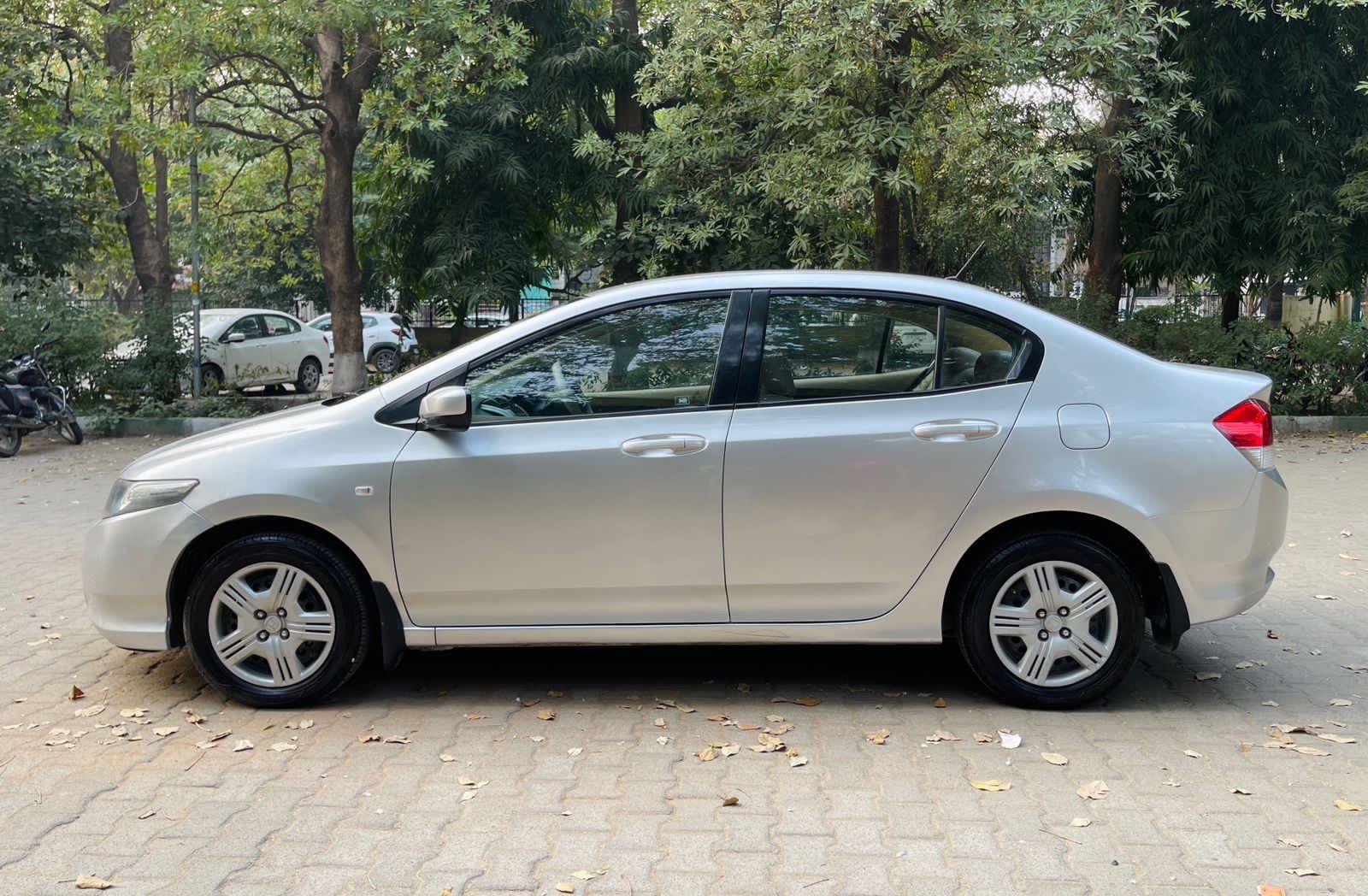 2010 Honda city smt