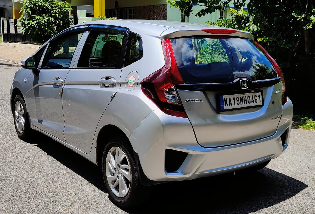 HONDA JAZZ  1.2 E MT 2017 PETROL