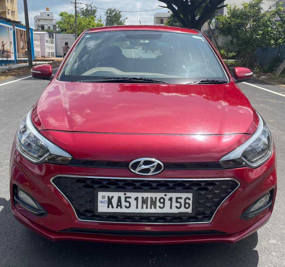 HYUNDAI i20 SPORTZ + CVT  ( AT )2019 PETROL