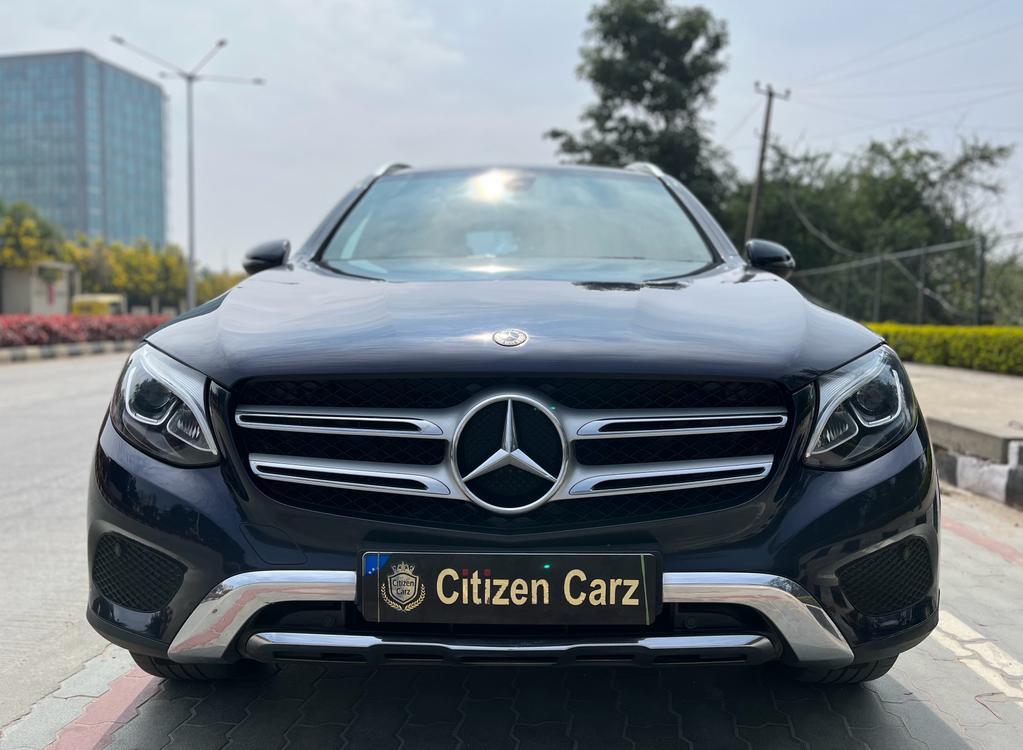 *MERCEDES BENZ GLC 220D 4 MATIC AUTOMATIC DIESEL*