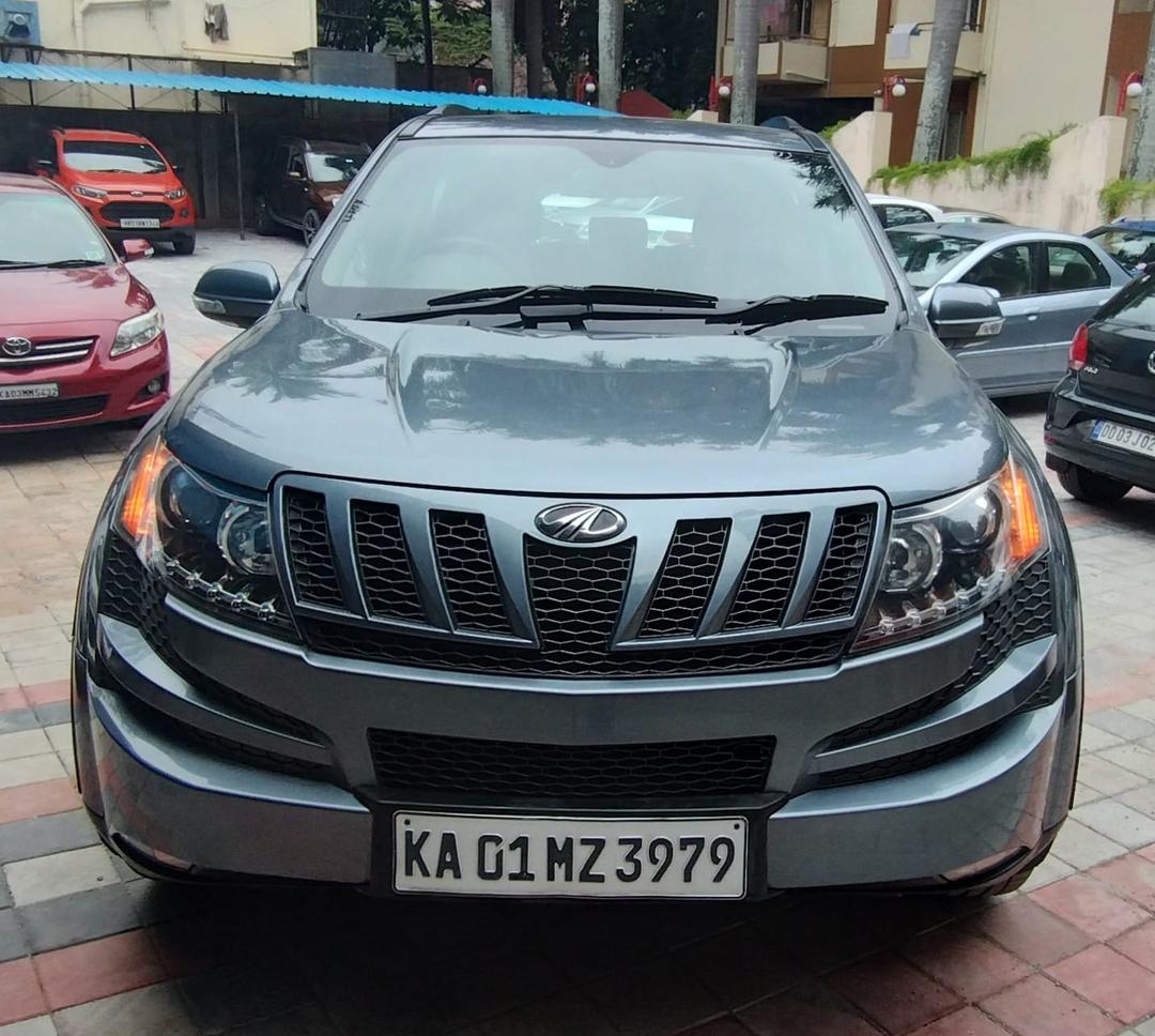 Mahindra XUV500 2014 Diesel W6 Manual