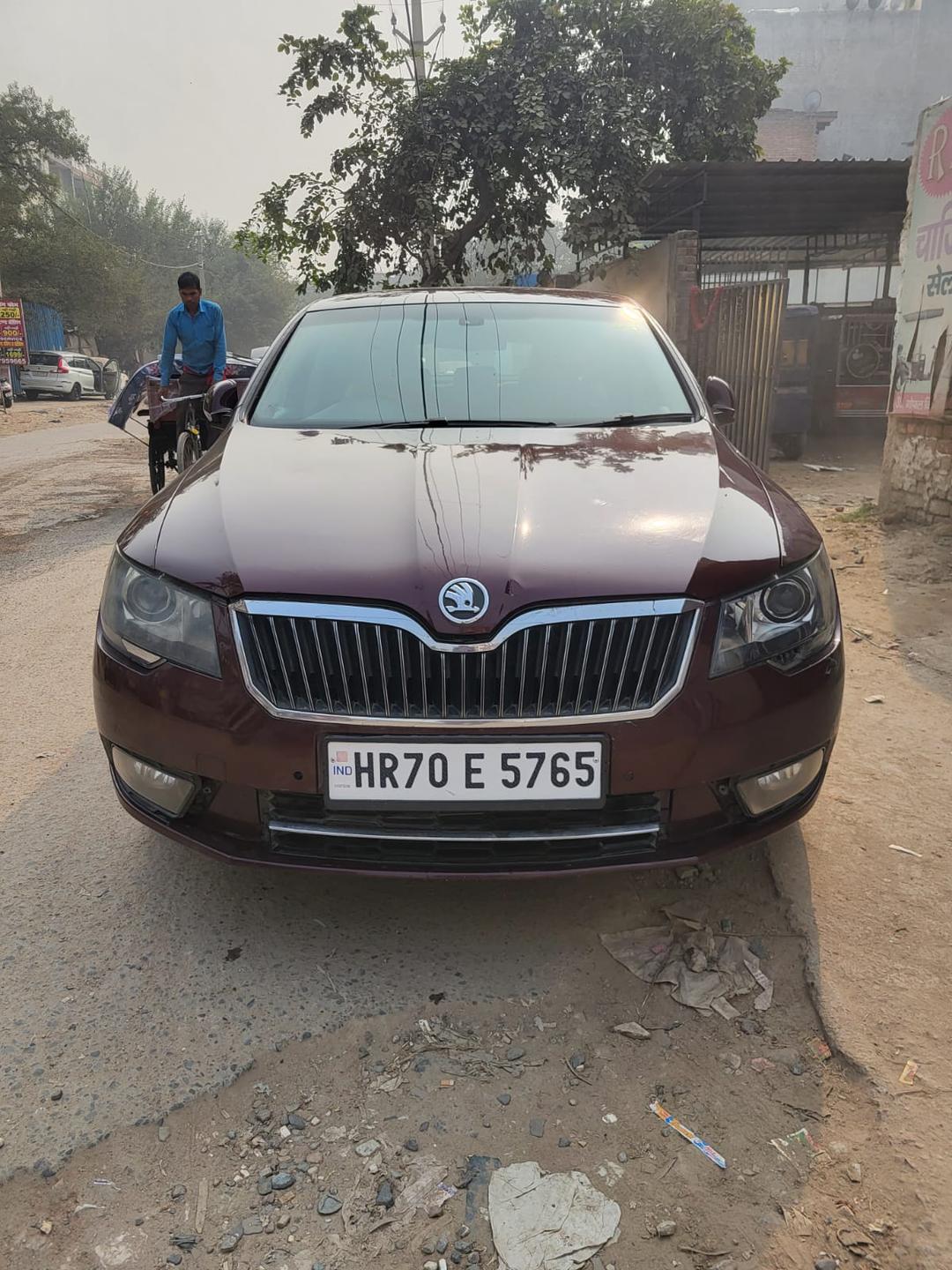 (SKODA SUPERB ELEGANCE 2.0 TDI )