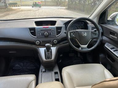 (Honda CR-V)**2013 model