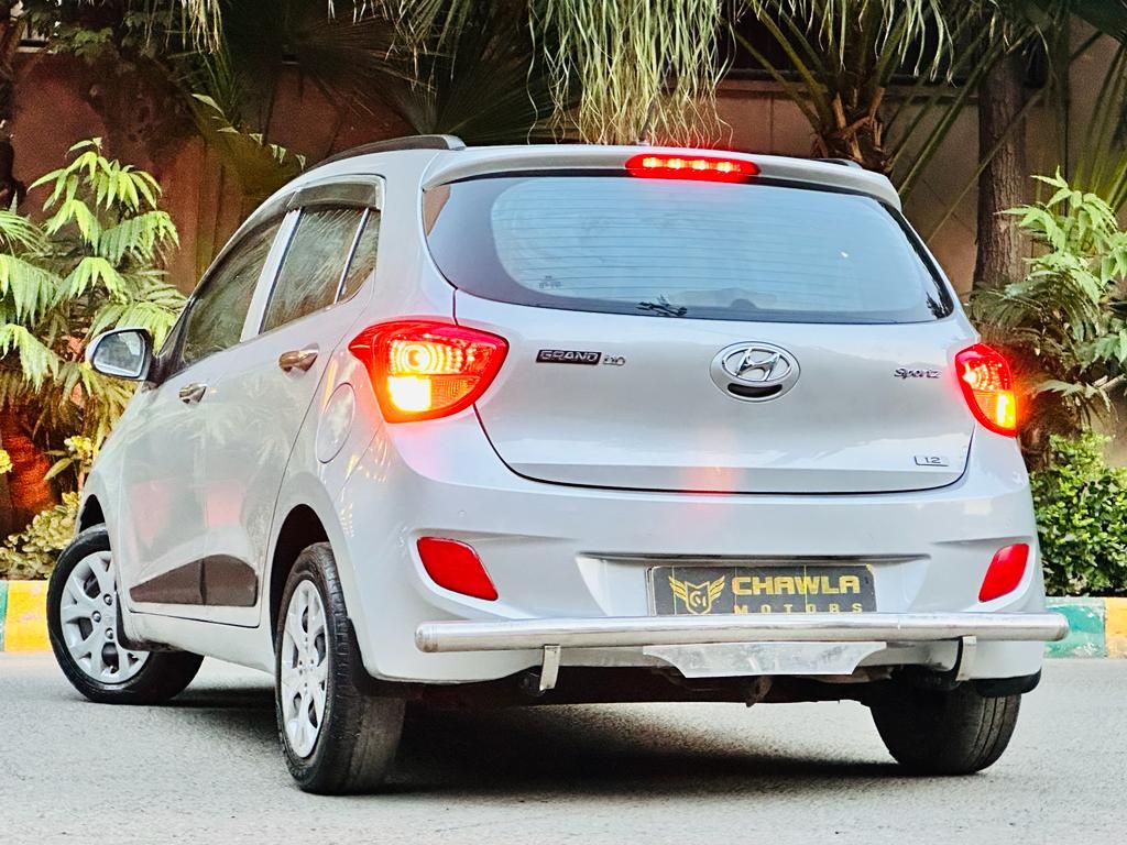 Hyundai grand i10 sports petrol model 2017 running 47k HR number