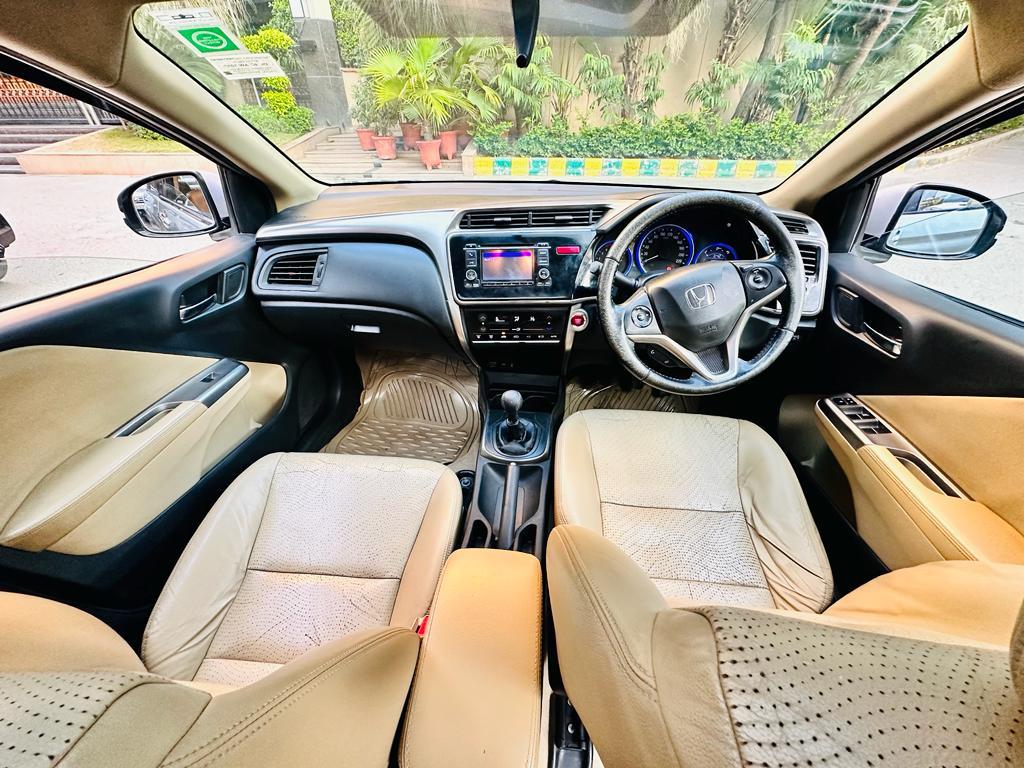 Honda City VX MT with sunroof diesel model 2014 running 84k DL number