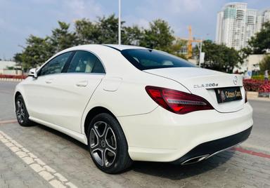 *MERCEDES BENZ CLA 200 STYLE AUTOMATIC DIESEL*