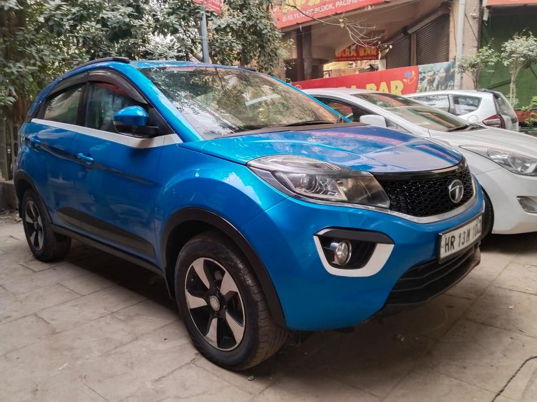 TATA Nexon xz+1.5  diesel model 2017 running 52k HR number