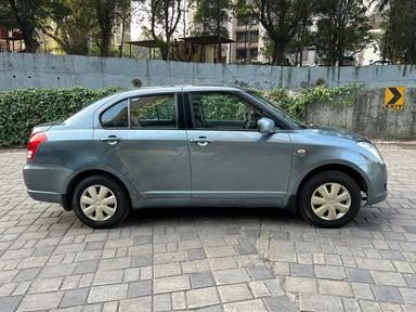 Swift Dzire Vxi
2010 - CNG