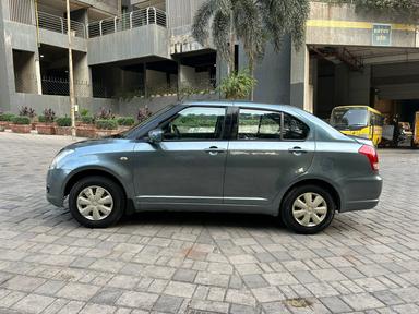 Swift Dzire Vxi
2010 - CNG