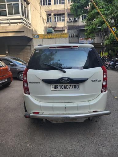 (XUV 500 w4)**2017 model