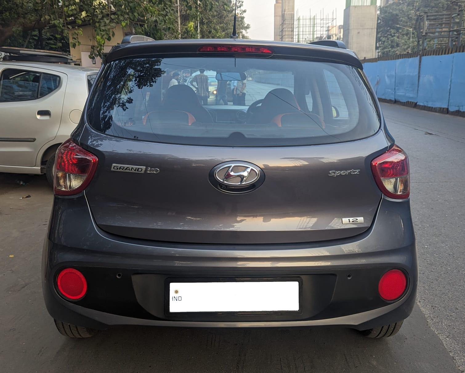 Hyundai Grand I10 Sportz (O) driven just 31402 kms