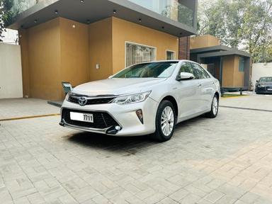 TOYOTA CAMRY 2017