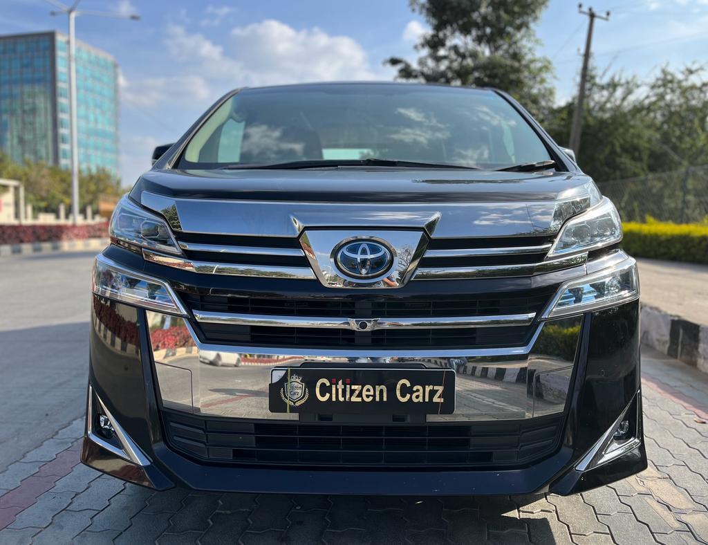 *TOYOTA VELLFIRE HYBRID AUTOMATIC PETROL*