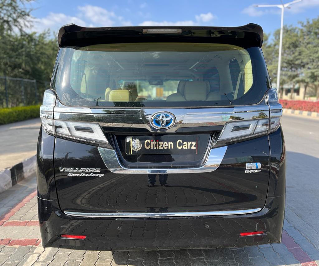 *TOYOTA VELLFIRE HYBRID AUTOMATIC PETROL*