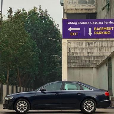 Audi A6 2015 Delhi registration less run