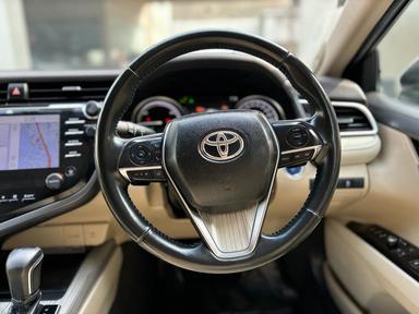 TOYOTA CAMRY 2020