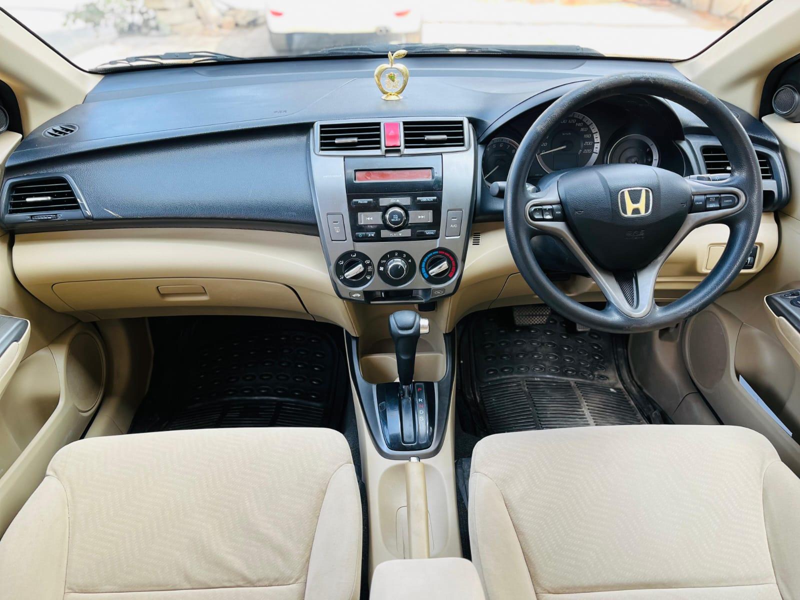 *HONDA CITY I VTEC V AUTOMATIC PETROL*