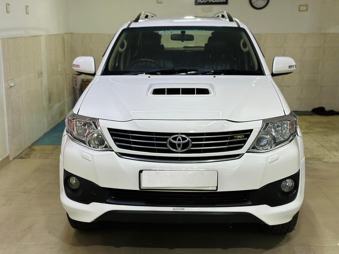 TOYOTA FORTUNER 4X2 MT 2015