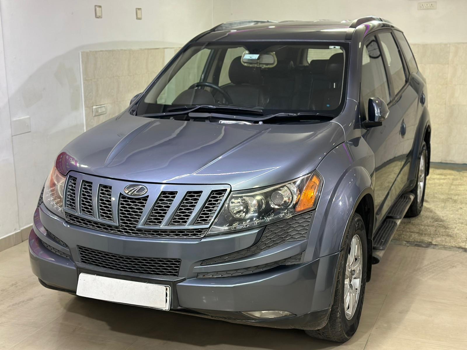 MAHINDRA XUV500 W8 2015